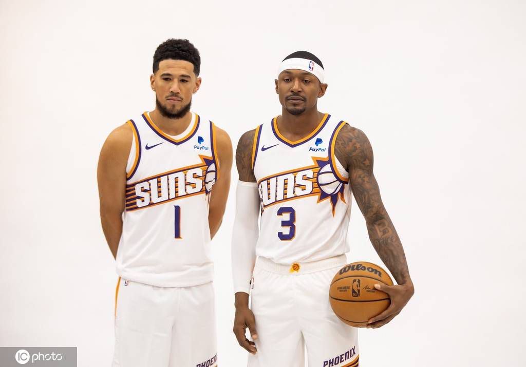 动漫人物桶动漫人物免费观看照片