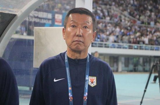 伊人九