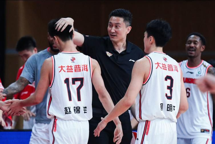 日本成年一区久久综合